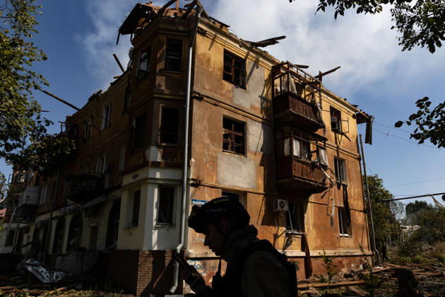Aftermath of Russian attack on Ukraine s Kramatorsk KRAMATORSK, UKRAINE - AUGUST 25: A firefighter works in a damaged area following a Russian airstrike in Kramatorsk, Ukraine, on August 25, 2026. Francisco Richart Anadolu Kramatorsk Ukraine. Editorial use only. Please get in touch for any other usage.  Copyright: x2026xAnadoluxFranciscoxRichartx