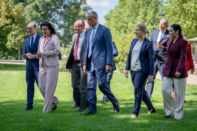 Schloss Neuhardenberg, Kabinettssitzung Schloss Neuhardenberg, Kabinettssitzung, Bundesregierung, Bundeskanzler, Friedrich Merz Carsten Linnemann, Bundesgesundheitsminister Steffen Bilger, Bundesverkehrsminister Kanzleramtsministerin, Nina Warken Alexander Dobrindt, Bundesinnenminister Johann Wadephul, Bundesaußenminister Bundesverteidigungsminister, Boris Pistorius Lars Klingbeil, Bundesfinanzminister, Vizekanzler Bärbel Bas, Bundesministerin, Arbeit, Soziales Stefanie Hubig, Bundesministerin, Justiz, Verbraucherschutz Verena Hubertz, Bundesministerin, Wohnen, Bauwesen Reem Alabali-Radovan, Bundesministerin Carsten Schneider, Umwelt, Klimaschutz Karsten Wildberger, Bundesminister, Digitales Karin Prien, Bundesminist