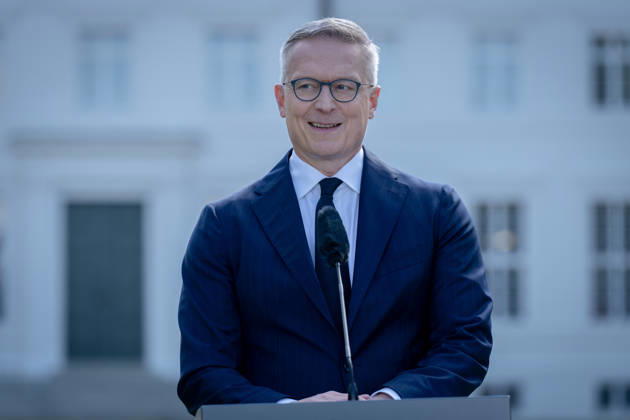 Schloss Neuhardenberg, Kabinettssitzung Schloss Neuhardenberg, Kabinettssitzung, Bundesregierung, Karsten Wildberger, Bundesminister, Digitales Berlin Berlin GER