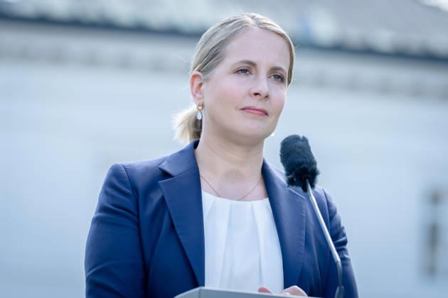 Schloss Neuhardenberg, Kabinettssitzung Schloss Neuhardenberg, Kabinettssitzung, Bundesregierung, Verena Hubertz, Bundesministerin, Wohnen, Bauwesen Berlin Berlin GER