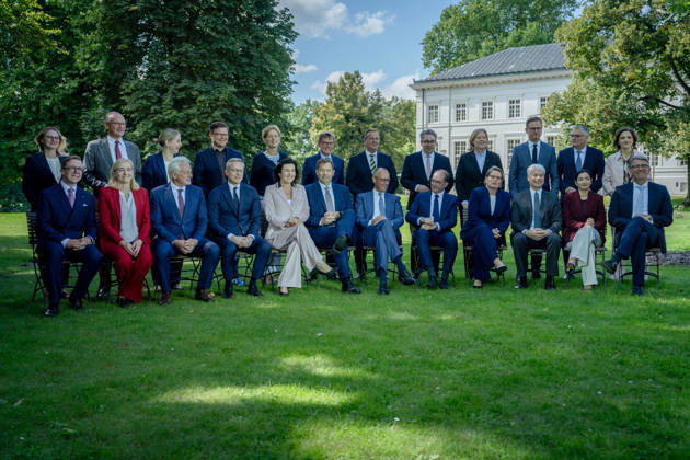 Schloss Neuhardenberg, Kabinettssitzung Schloss Neuhardenberg, Kabinettssitzung, Bundesregierung, Bundeskanzler, Friedrich Merz Carsten Linnemann, Bundesgesundheitsminister Steffen Bilger, Bundesverkehrsminister Kanzleramtsministerin, Nina Warken Alexander Dobrindt, Bundesinnenminister Johann Wadephul, Bundesaußenminister Bundesverteidigungsminister, Boris Pistorius Lars Klingbeil, Bundesfinanzminister, Vizekanzler Bärbel Bas, Bundesministerin, Arbeit, Soziales Stefanie Hubig, Bundesministerin, Justiz, Verbraucherschutz Verena Hubertz, Bundesministerin, Wohnen, Bauwesen Reem Alabali-Radovan, Bundesministerin Carsten Schneider, Umwelt, Klimaschutz Karsten Wildberger, Bundesminister, Digitales Karin Prien, Bundesminist