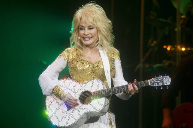 Countrylegende Dolly Rebecca Parton (geb. 19. Januar 1946 - gest. 25. August 2026) - Erstes Konzert live in Deutschland nach 40 Jahren in der O2 World Berlin.