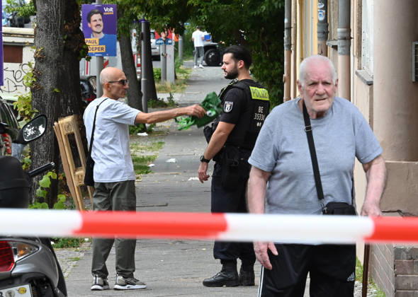 WWII bomb discovered in Berlin BERLIN, GERMANY - AUGUST 26: Police officers are seen near the Neukoelln Ship Canal, where an unexploded World War II bomb was discovered during construction work in Berlin, Germany, on August 26, 2026. The bomb is due to be defused later in the day, and the exclusion zone may be extended, potentially affecting residential buildings, schools, daycare centres and a nursing home. Volodymyr Sindieiev Anadolu Berlin Germany. Editorial use only. Please get in touch for any other usage.  Copyright: x2026xAnadoluxVolodymyrxSindieievx