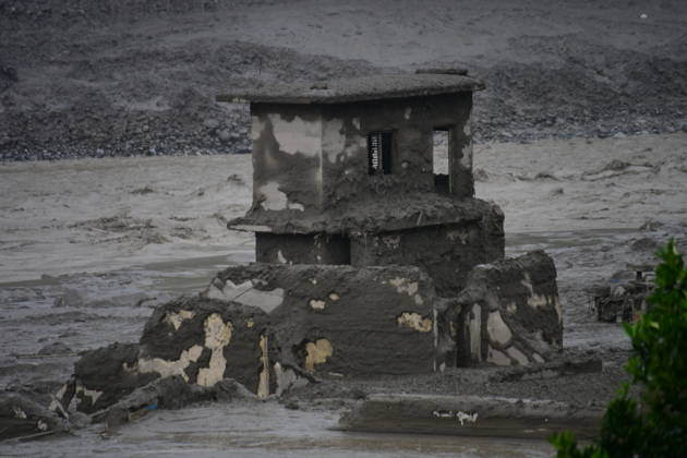 Death toll in Nepal-China border flash floods climbs to 97, dozens missing NUWAKOT, NEPAL - AUGUST 26: An aftermath view of flash flood and mudslides on the Nepal-China border on August 26, 2026 in Nuwakot, Nepal. The death toll from a devastating flash flood on the border climbed to 97 as at least 384 tourists and travelers, as well as soldiers and police, were reported missing. Safal Prakash Shrestha Anadolu Nuwakot Nepal. Editorial use only. Please get in touch for any other usage.  Copyright: x2026xAnadoluxSafalxPrakashxShresthax