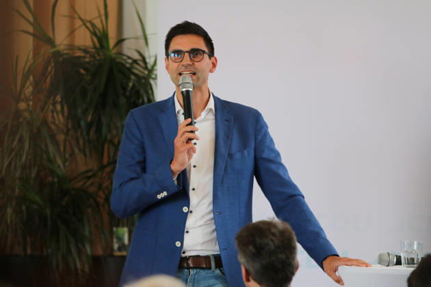 Sachsen-Anhalt, Sepp Müller will neuer CDU-Landeschef werden - Archivbilder 26.08.2026 Politik CDU Bürgerdialog mit Dr. Johann Wadephul, Sepp Müller und Dr. Anja Schneider Kornhaus Dessau Sepp Müller (CDU, MdB) eröffnet Bürgerdialog. Dessau-Roßlau Sachsen-Anhalt Deutschland