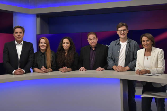 Markus Feldenkirchen, Florence Gaub, Anna Schneider, Oliver Kalkofe, Philipp Türmer und Sandra Maischberger in der ARD-Talkshow maischberger im Studio Berlin Adlershof. Berlin, 26.08.2026