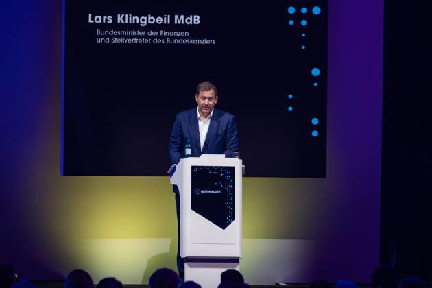 Politische Eröffnung der gamescom 2026 im Confex der Koelnmesse - 26.08.26 Bundesminister der Finanzen und Vizekanzler Lars KLINGBEIL (SPD) - Politische Eröffnungsveranstaltung der gamescom 2026 mit hochrangigen Vertretern aus Bundes-, Landes- und EU-Politik im Confex der Koelnmesse in Köln. Köln Deutz Nordrhein-Westfalen Deutschland Copyright: xMarcxJohnx