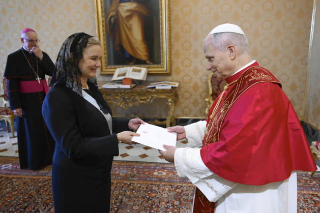 Pope Leo XIV weekly general audience Italy, Rome , Vatican, 2026 8 27 Pope Leo XIV receives in a private audience H.E. Ms. Caroline Vermeulen for the presentation of her credentials in The Vatican EDITORIAL USE ONLY - NO BOOKS Copyright: xVATICANxMEDIAxx xCatholicxPressxPhotox