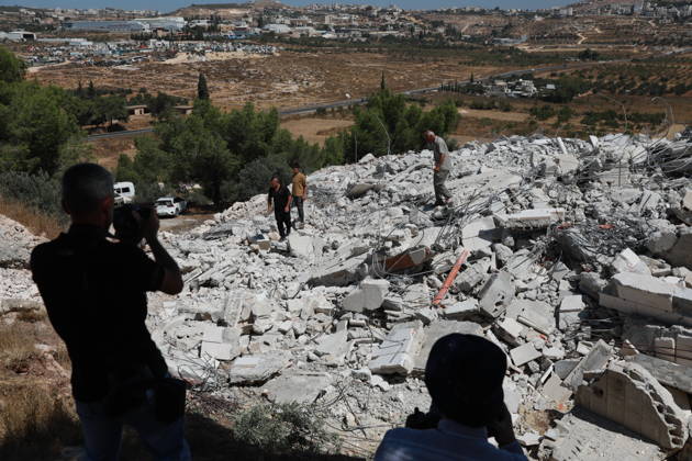 Palestinians Inspect Home Demolished by Israeli Troops near Dura Palestinians inspect the rubble of a house under construction demolished by Israeli troops in Karma village, south of the West Bank city of Dura, on August 27, 2026. Local sources said the approximately 300-square-meter house, owned by Hussein Abu Sheikha, had received a demolition notice several months earlier. Photo by Mamoun Wazwaz apaimages Hebron West Bank Palestinian Territory 270826_Hebron_MW_00(22) Copyright: xapaimagesxMamounxWazwazx xapaimagesx