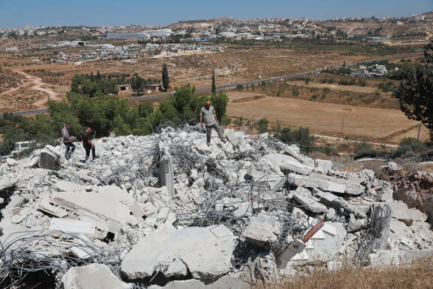 Palestinians Inspect Home Demolished by Israeli Troops near Dura Palestinians inspect the rubble of a house under construction demolished by Israeli troops in Karma village, south of the West Bank city of Dura, on August 27, 2026. Local sources said the approximately 300-square-meter house, owned by Hussein Abu Sheikha, had received a demolition notice several months earlier. Photo by Mamoun Wazwaz apaimages Hebron West Bank Palestinian Territory 270826_Hebron_MW_00(5) Copyright: xapaimagesxMamounxWazwazx xapaimagesx