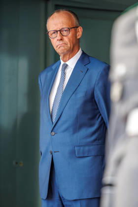 Bundeskanzler Friedrich Merz (CDU) begruesst die Staats- und Regierungschefs der Like-Minded Staaten Bundeskanzler Friedrich Merz (CDU) begruesst die Staats- und Regierungschefs der Like-Minded Staaten NLD, AUT, FIN und DNK im Bundeskanzleramt in Berlin am 27.08.2026. Berlin Berlin Deutschland Bundeskanzleramt
