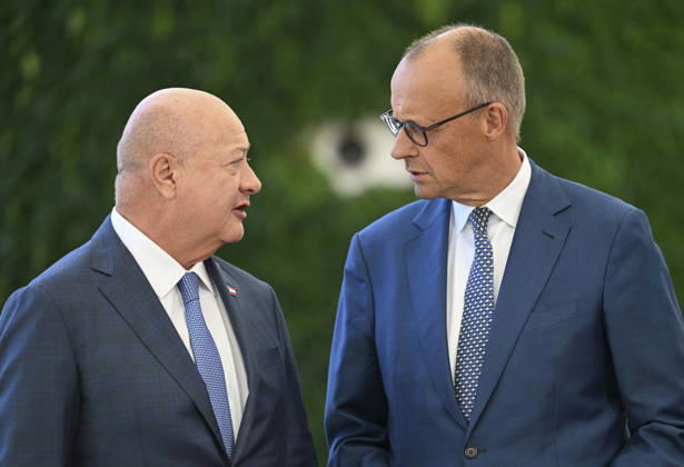 German Chancellor Merz meets leaders of Austria, Denmark and Finland in Berlin BERLIN, GERMANY - AUGUST 27: German Chancellor Friedrich Merz (R) welcomes Austrian Chancellor Christian Stocker (L) at the Chancellery as Merz meets with the leaders of Austria, Denmark and Finland in Berlin, Germany, on August 27, 2026. Halil Sagirkaya Anadolu Berlin Germany. Editorial use only. Please get in touch for any other usage.  Copyright: x2026xAnadoluxHalilxSagirkayax