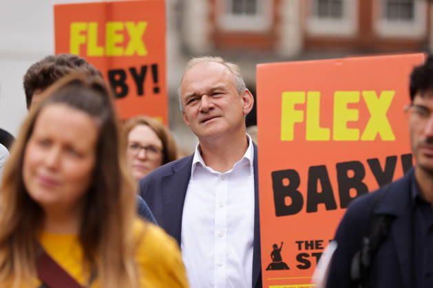 August 27, 2026, London, London, UK: London, UK. Liberal Democrat leader Sir Ed Davey joins hundreds of parents and children holding placards during a rally in the first Parent Strike in Admiralty Place, London, demanding improved flexible working arrangements and paternity leave for parents. The demonstration was led by flexible-working campaigner and founder of Mother Pukka, Anna Whitehouse, and campaign group The Dad Shift. London UK  - ZUMAl94_ 20260827_zaf_l94_021 Copyright: xDinendraxHariax