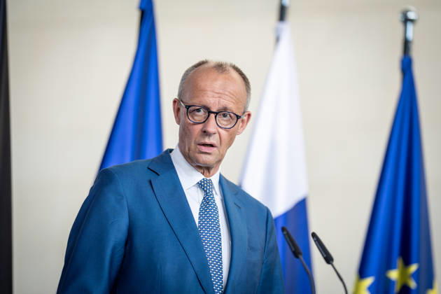 Bundeskanzler Friedrich Merz während der gemeinsamen Pressestatements;Treffen der Staats- und Regierungschefs einiger gleichgesinnter EU-Staaten zum nächsten Mehrjährigen Finanzrahmen im Bundeskanzleramt, Berlin Berlin Deutschland Bundeskanzleramt