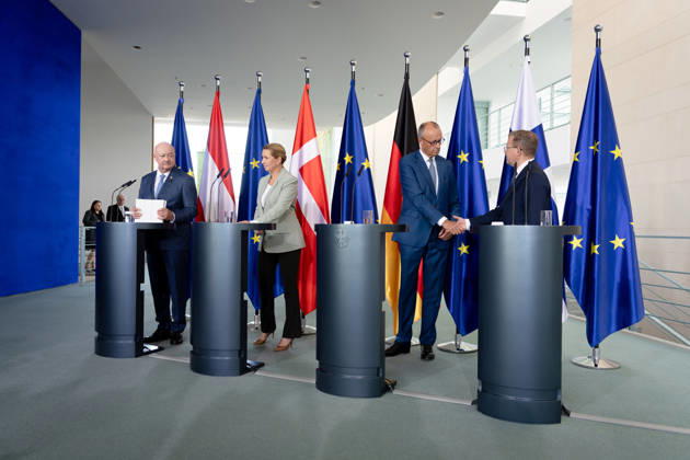 Bundeskanzleramt, Treffen Like-Minded States (gleichgesinnte Staaten) Berlin, Bundeskanzleramt, Pressekonferenz, Bundeskanzler, Friedrich Merz, Bundeskanzler, Christian Stocker, Österreich, Ministerpräsident, Petteri Orpo, Finnland, Ministerpräsidentin, Mette Frederiksen, Dänemark Berlin Berlin GER