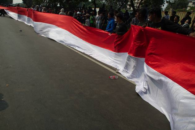 August 27, 2026: Jakarta, Indonesia, 27 August 2026 : Thousands of students and people held demonstration in fromt of Indonesianhouse of representative, the demonstration end with riots  - ZUMAh128 20260827_zap_h128_003 Copyright: xDonalxHusnix