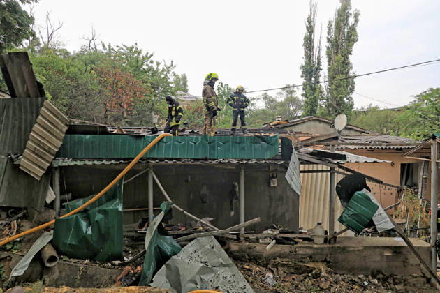 State Emergency Service rescuers deal with the consequences of a Russian attack in the Prymorskyi district of Odesa, Ukraine, August 27, 2026. On the night and morning of August 27, the Russian Federation attacked Odesa. The Russian army massively attacked Odesa with missiles and drones. The Russian strikes damaged infrastructure, an academic institution, and a multi-storey building. (Photo by Nina Liashonok Ukrinform) Odesa hit by overnight and daytime Russian strikes  Copyright: xNinaxLiashonokx