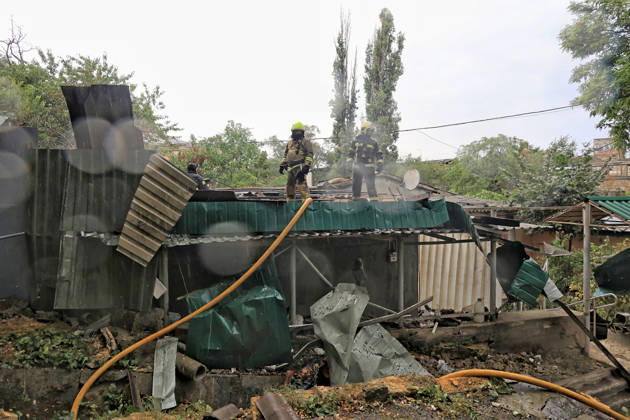 State Emergency Service rescuers deal with the consequences of a Russian attack in the Prymorskyi district of Odesa, Ukraine, August 27, 2026. On the night and morning of August 27, the Russian Federation attacked Odesa. The Russian army massively attacked Odesa with missiles and drones. The Russian strikes damaged infrastructure, an academic institution, and a multi-storey building. (Photo by Nina Liashonok Ukrinform) Odesa hit by overnight and daytime Russian strikes  Copyright: xNinaxLiashonokx