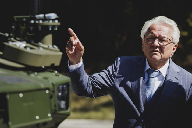 Armin Papperger, Vorstandsvorsitzender von Rheinmetall, aufgenommen im Rahmen eines Werksbesuchs bei Rheinmetall in Kassel, 27.08.2026. Kassel Deutschland Copyright: xFlorianxGaertnerx