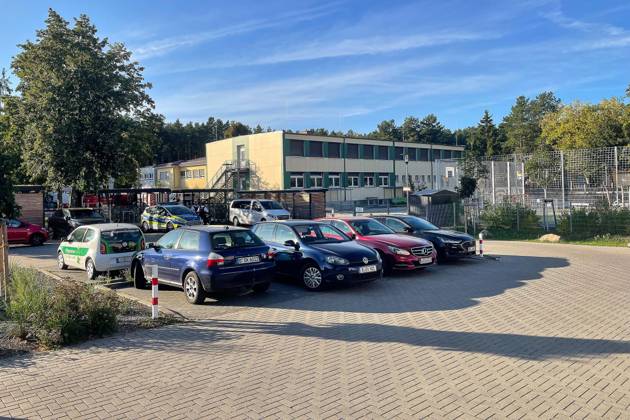 Gosen-Neu Zittau, Brandenburg, Deutschland, 27.08.2026: Amoktat an Docemus-Campus: Polizei hat den Tatort abgesperrt Copyright: xdtsxNachrichtenagenturx dts_131502