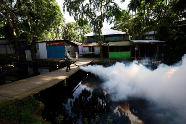 Dengue Outbreak in Bangladesh BARISHAL, BANGLADESH - AUGUST 27: A City Corporation worker is seen spreading mosquito repellent using a fogging machine in Barishal, Bangladesh on August 27, 2026. Niamul Rifat Anadolu Barishal Bangladesh. Editorial use only. Please get in touch for any other usage.  Copyright: x2026xAnadoluxNiamulxRifatx