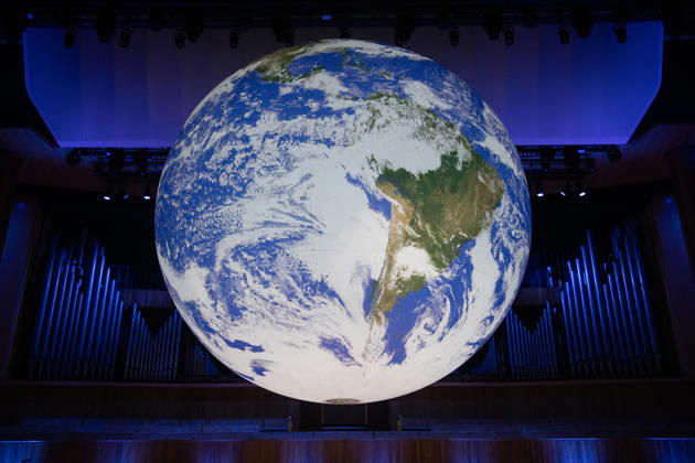 Luke Jerram s Earth Installation GAIA Suspended over Royal Festival Hall Stage at Royal Festival Hall, London, UK - Thursday 27 August 2026 A General view of GAIA by Luke Jerram at Royal Festival Hall, London, England, UK on Thursday 27 August, 2026. The Installation runs from Friday 28th August - 30th August 2026 and Orchestral performances from the BBC Concert Orchestra will take place on Friday 28th and Saturday 29th August 2026., Credit:Justin Ng Avalon UK, England, London, Royal Festival Hall Copyright: xJustinxNgx xAvalonx 1128810179