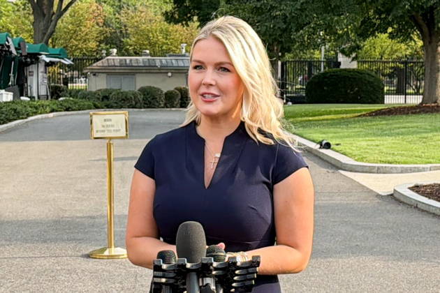 USA, WASHINGTON - AUGUST 27, 2026: White House Press Secretary Karoline Leavitt gives a final informal press briefing before leaving her position. A permanent successor has not yet been named Washington USA  - ZUMAt113 20260827_zaa_t113_273 Copyright: xDmitryxKirsanovx