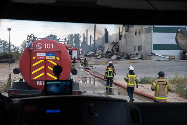 Russian airstrike hits Kyiv KYIV, UKRAINE - AUGUST 27: Aftertmath of a Russian drone attack in Kyiv, Ukraine, on August 27, 2026. Russian forces launched 140 drones on August 27, about 100 of there were jet power, according to the statement released by the Ukrainian airforce. Danylo Antoniuk Anadolu Kyiv Ukraine. Editorial use only. Please get in touch for any other usage.  Copyright: x2026xAnadoluxDanyloxAntoniukx