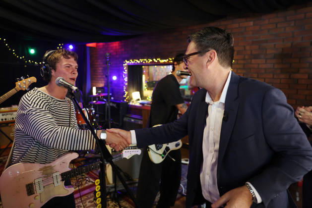 Prime Minister Andy Burnham visits Belfast 27 08 2026. Belfast, United Kingdom. Prime Minister Andy Burnham and Chris Bryant, Secretary of State for Northern Ireland meet The Florentinas band at Oh Yeah Music Centre on their visit to Belfast., Credit:Ben Perry B66 Avalon United Kingdom, Northern Ireland, Belfast  Copyright: xBenxPerryx xB66x xAvalonx 1128818858