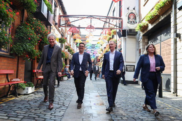 Prime Minister Andy Burnham visits Belfast 27 08 2026. Belfast, United Kingdom. Prime Minister Andy Burnham and Chris Bryant, Secretary of State for Northern Ireland walk through commercial court as they visit Belfast., Credit:Ben Perry B66 Avalon United Kingdom, Northern Ireland, Belfast  Copyright: xBenxPerryx xB66x xAvalonx 1128818891