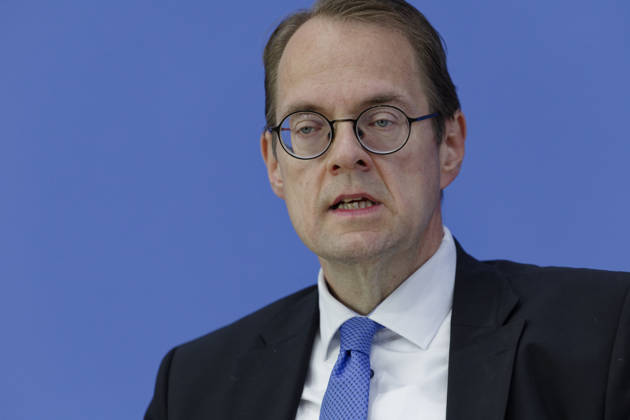 Die Linke: Bundesmietendeckel grundgesetzkonform 2026-08-27 Deutschland, Berlin Bundespressekonferenz zu dem von der Fraktion die Linke im Deutschen Bundestag in Auftrag gegebenen Rechtsgutachten zur Einführung eines bundesweiten Mietendeckels. Im Bild Sören Pellmann, Vorsitzender der Frakktion die Linke im Bundestag.