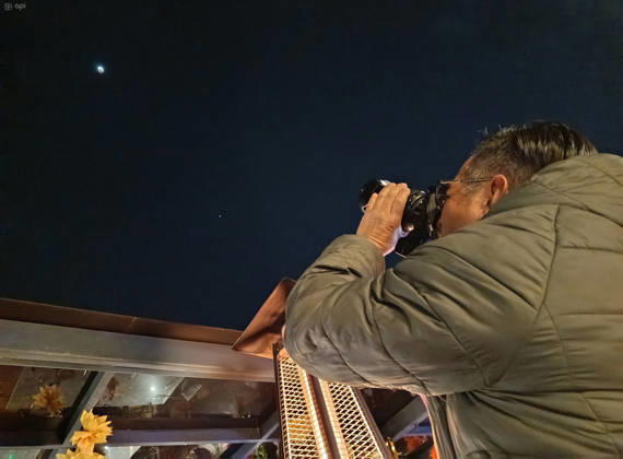 Cuenca, Ecuador, August 27, 2026. A partial lunar eclipse was visible in Cuenca today, Thursday, August 27. Residents of Cuenca observed the partial lunar eclipse, at 8:23 p.m., the penumbral phase began; at 9:33 p.m., the partial eclipse began; at 11:12 p.m., it reached its maximum, with about 93% of the Moon in shadow. It ended at 02:01 on August 28. The Moon took on a reddish hue. Photo by Boris Romoleroux, API 20260827 242125 6a9110ad365c1 img 20260827 224754.jpg, JPEG Copyright: xBORISxROMOLEROUXx