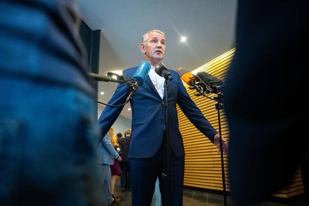 8. THÜRINGER LANDTAG - PLENARSITZUNG ** NUR FÜR REDAKTIONELLE ZWECKE ** EDITORIAL USE ONLY **<p>28 08 2026-Erfurt: Thüringer Landtag 8. Wahlperiode Plenarsitzung Misstrauensvotum der AfD-Fraktion gegen Ministerpräsident Mario Voigt (CDU) im Foto: Björn Höcke (AfD) bei einem Pressestatement vor Beginn der Sitzung ( Deutschland Thueringen Erfurt Copyright: SaschaxFromm