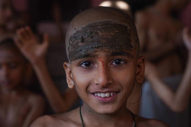 August 28, 2026, Kathmandu, Bagmati, Nepal: On the occasion of Raksha Bandhan and Janai Purnima, observed on the full moon day of the bright fortnight of the Nepali month of Shrawan, young students at PashupatiÃ¢â‚¬â ¢s Veda Vidyashram began their religious rituals and fasting early in the morning after taking a bath...On this day, those who wear the sacred thread traditionally change their Janai, also known as Yagyopavit. For this, they shave their heads the previous day and observe a fast by eating only one meal, maintaining purity. Kathmandu Nepal - ZUMAa308 20260828_znp_a308_012 Copyright: xChandraxBahadurxAlex