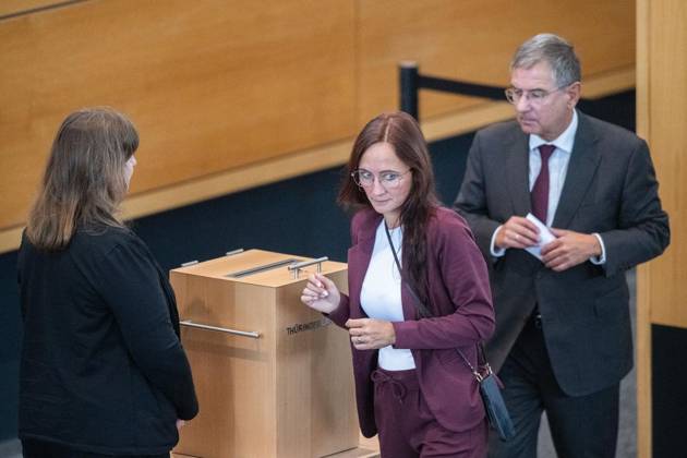 8. THÜRINGER LANDTAG - PLENARSITZUNG ** NUR FÜR REDAKTIONELLE ZWECKE ** EDITORIAL USE ONLY **<p>28 08 2026-Erfurt: Thüringer Landtag 8. Wahlperiode Plenarsitzung Misstrauensvotum der AfD-Fraktion gegen Ministerpräsident Mario Voigt (CDU) im Foto: Anke Wirsing (BSW), Wolfgang Weißkopf (CDU) ( Deutschland Thueringen Erfurt Copyright: SaschaxFromm