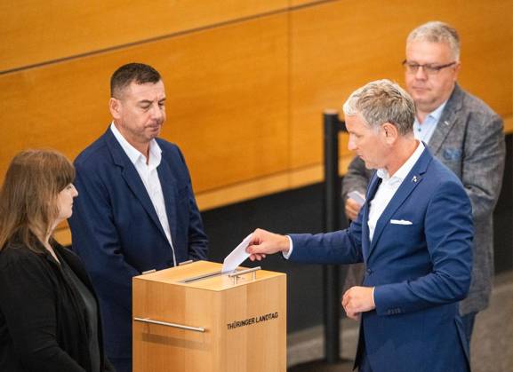 8. THÜRINGER LANDTAG - PLENARSITZUNG ** NUR FÜR REDAKTIONELLE ZWECKE ** EDITORIAL USE ONLY **<p>28 08 2026-Erfurt: Thüringer Landtag 8. Wahlperiode Plenarsitzung Misstrauensvotum der AfD-Fraktion gegen Ministerpräsident Mario Voigt (CDU) im Foto: Björn Höcke (AfD), Fraktionsvorsitzender ( Deutschland Thueringen Erfurt Copyright: SaschaxFromm