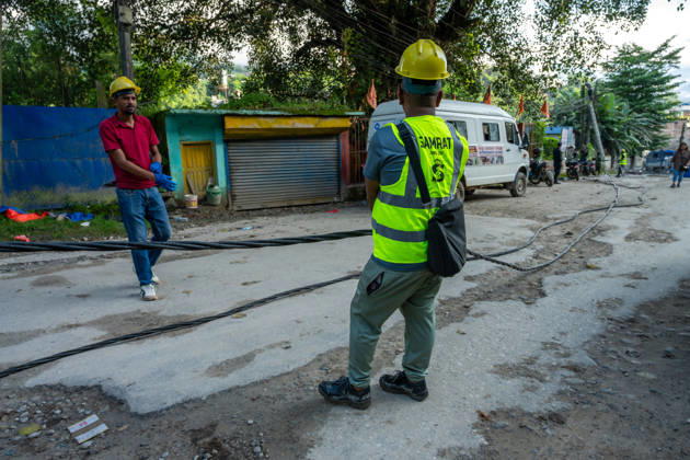 Nepal flash floods death toll rises to 538, over 1,200 missing BIDUR, NEPAL - AUGUST 28: Workers are trying to repair the electrical cables as emergency teams continue search and rescue operations in the region while local residents anxiously wait for news of their missing relatives at the Trishuli River corridor following a catastrophic outburst flood and debris flow in Bidur, Nuwakot district, Nepal, on August 28, 2026. Triggered by a massive ice and rock collapse along the Nepal-China (Tibet) border into the Lhende Khola and Bhote Koshi river system, the sudden surge swept through downstream settlements, destroying roads, bridges, power plants, and critical infrastructure. As of August 28, official reports indicate that the death toll in Copyright: x2026xAnadoluxSameerxShresthax