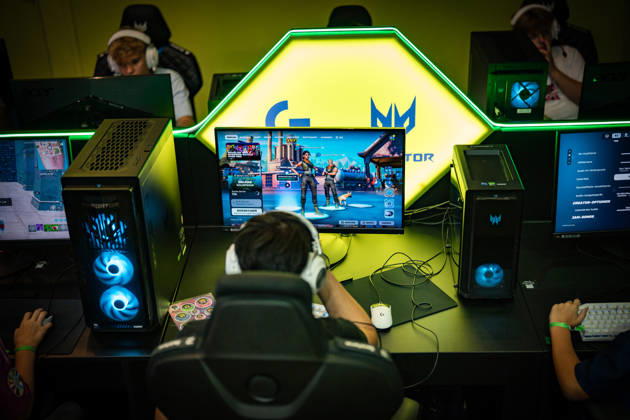 Gamescom 2026 in Köln Blick auf die Ausstellungsflächen in den Kölner Messehallen;Gamescom 2026 in Köln nach Eigenaussage weltgrößte Messe für Computer- und Videospiele, gemessen an Ausstellungsfläche und Besucheranzahl, Köln Nordrhein-Westfalen Deutschland Messegelände