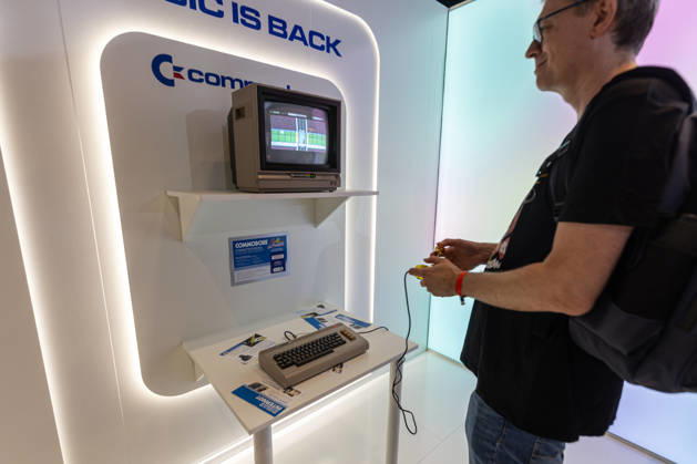 Gamescom 2026 in Köln - 28.08.26 Stand von Commodore mit dem legendären C64 - Die gamescom 2026, das weltgrößte Event für interaktive Unterhaltung, findet vom 26. bis 30. August 2026 auf dem Gelände der Koelnmesse in Köln statt. Köln Deutz Nordrhein-Westfalen Deutschland Copyright: xMarcxJohnx