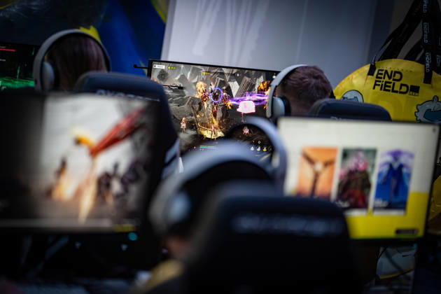 Gamescom 2026 in Köln Blick auf die Ausstellungsflächen in den Kölner Messehallen;Gamescom 2026 in Köln nach Eigenaussage weltgrößte Messe für Computer- und Videospiele, gemessen an Ausstellungsfläche und Besucheranzahl, Köln Nordrhein-Westfalen Deutschland Messegelände