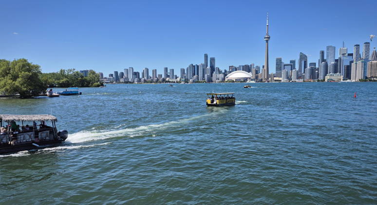 Blick von Toronto Island Kanada auf den Lake Ontario