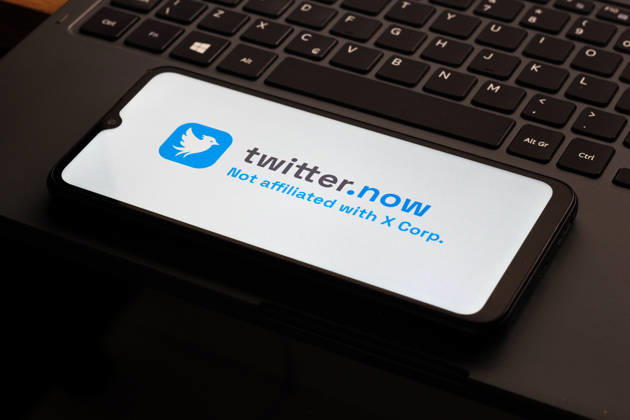 Photo illustration in Canada - 28 Aug 2026 In this photo illustration, the Twitter.now (Twitter Now) logo is seen displayed on a smartphone screen. Canada Copyright: xThomasxFullerx xSOPAxImagesx TFSPI_28082026-6451