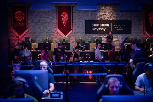 Gamescom 2026 in Köln Blick auf die Ausstellungsflächen in den Kölner Messehallen;Gamescom 2026 in Köln nach Eigenaussage weltgrößte Messe für Computer- und Videospiele, gemessen an Ausstellungsfläche und Besucheranzahl, Köln Nordrhein-Westfalen Deutschland Messegelände