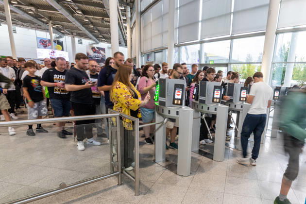 Gamescom 2026 in Köln - 28.08.26 Einlass an Eingang Nord - Die gamescom 2026, das weltgrößte Event für interaktive Unterhaltung, findet vom 26. bis 30. August 2026 auf dem Gelände der Koelnmesse in Köln statt. Köln Deutz Nordrhein-Westfalen Deutschland Copyright: xMarcxJohnx