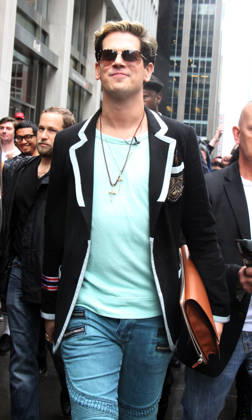 **FILE PHOTO** Milo Yiannopoulos Arrested by ICE. NEW YORK, NY July 07, 2017 Milo Yiannopoulos writer of Dangerous hold press conference in front of Simon Schuster office and march up 6th Avenue heading back to his hotel in New York July 07, 2017. Copyright: xRWx