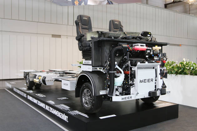 Iveco Daily 70C18 Fahrgestell am Stand von Morelo, Caravan Salon Düsseldorf (28.08. - 06.09.2026, Messe Düsseldorf, Weltleitmesse für mobiles Reisen, weltgrößte Messe für Reisemobile und Caravans, Camping & Caravaning, mobiler Urlaub), Düsseldorf (D)
