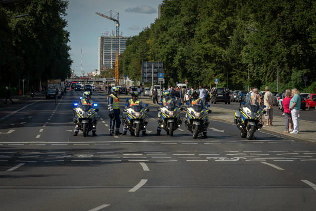 Fahrzeugkorso, 175-jähriges Jubiläum, Berliner Feuerwehr Berlin, Fahrzeugkorso der Berliner Feuerwehr, 175-jähriges Jubiläum, Großer Stern, Notruf 112, Polizei Berlin Berlin GER