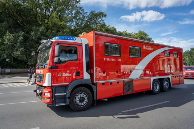 Fahrzeugkorso, 175-jähriges Jubiläum, Berliner Feuerwehr Berlin, Fahrzeugkorso der Berliner Feuerwehr, 175-jähriges Jubiläum, Großer Stern, Notruf 112 Berlin Berlin GER