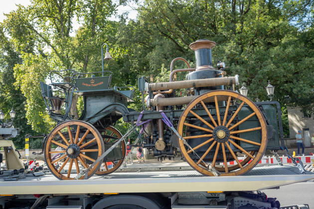 Fahrzeugkorso, 175-jähriges Jubiläum, Berliner Feuerwehr Berlin, Fahrzeugkorso der Berliner Feuerwehr, 175-jähriges Jubiläum, Großer Stern, Notruf 112 Berlin Berlin GER