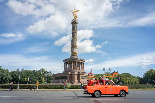 Fahrzeugkorso, 175-jähriges Jubiläum, Berliner Feuerwehr Berlin, Fahrzeugkorso der Berliner Feuerwehr, 175-jähriges Jubiläum, Großer Stern, Notruf 112 Berlin Berlin GER